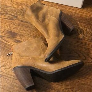 Comfortable Tan Dolce Vita  Booties
